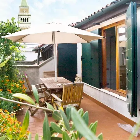 Apartmán Terrazzi Su Piazza San Marco *